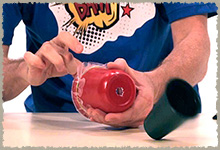 Golpeando el plástico